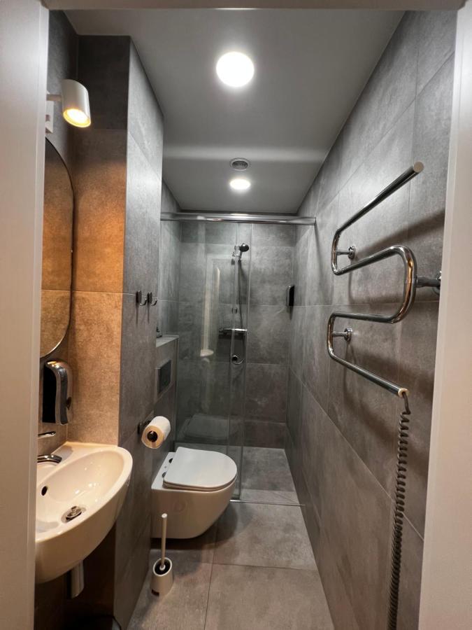 Tilzes Studio Apartaments, Self Check-In, Free Parking, Comfort クライペダ エクステリア 写真