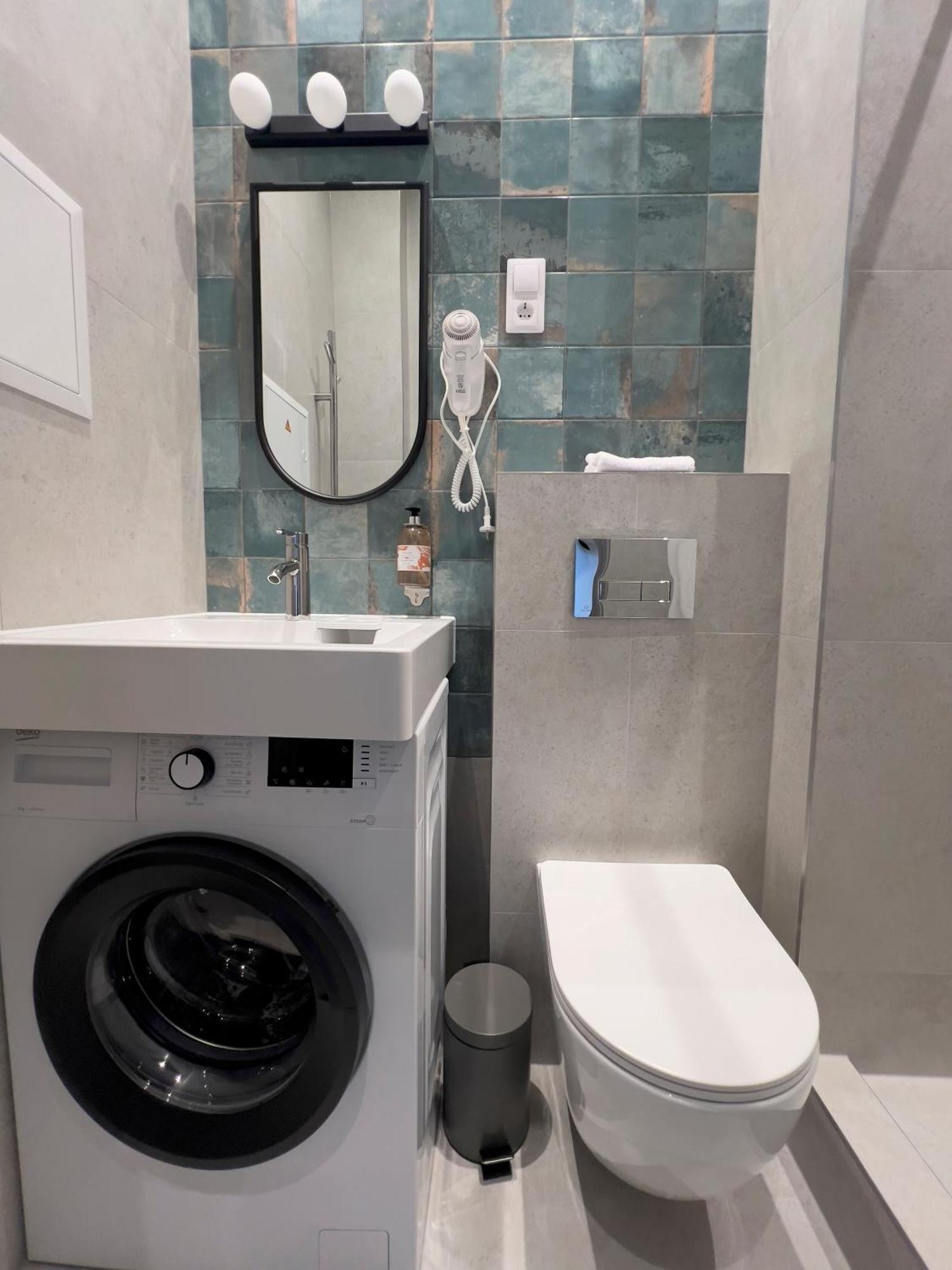 Tilzes Studio Apartaments, Self Check-In, Free Parking, Comfort クライペダ エクステリア 写真
