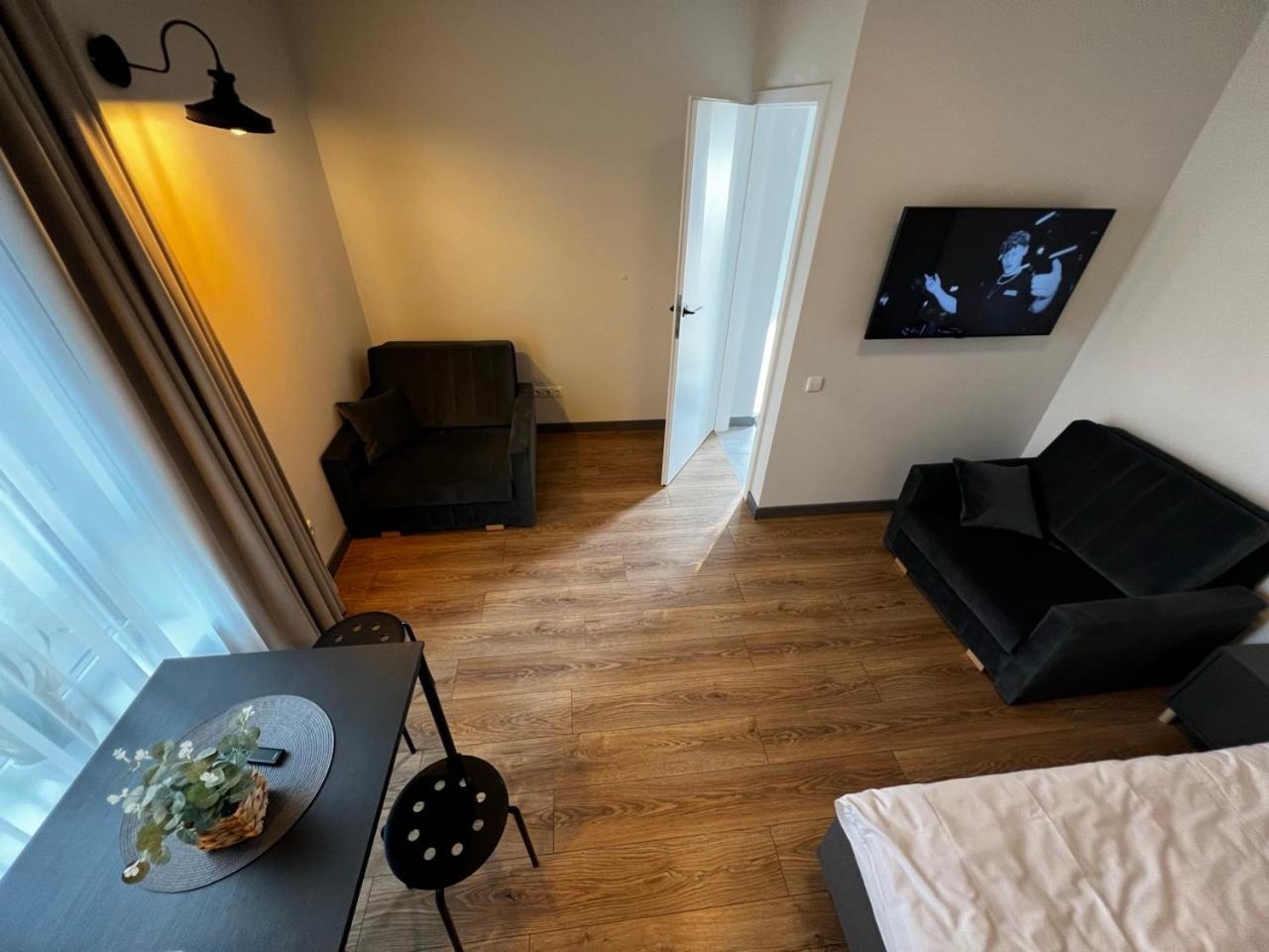 Tilzes Studio Apartaments, Self Check-In, Free Parking, Comfort クライペダ エクステリア 写真