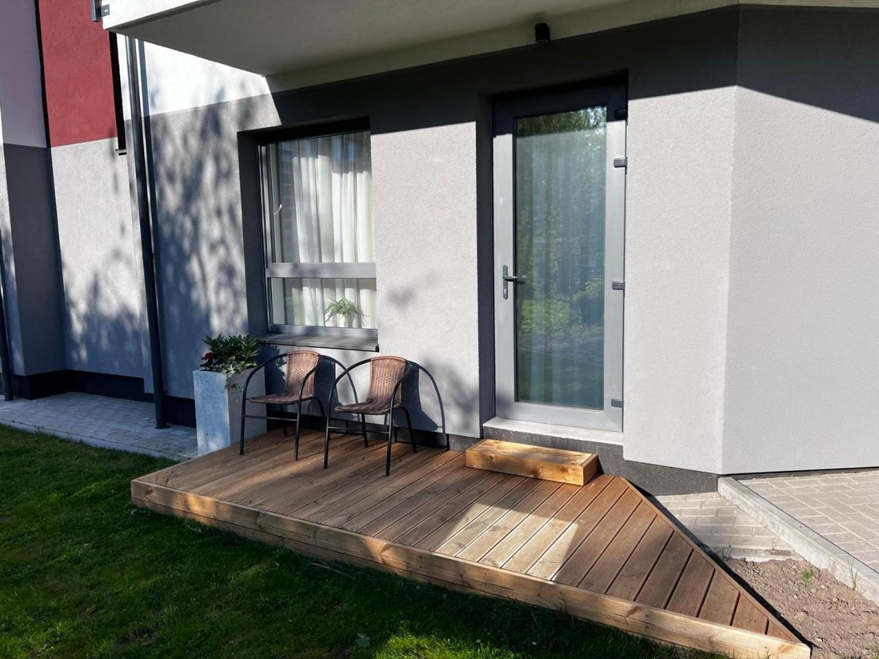 Tilzes Studio Apartaments, Self Check-In, Free Parking, Comfort クライペダ エクステリア 写真